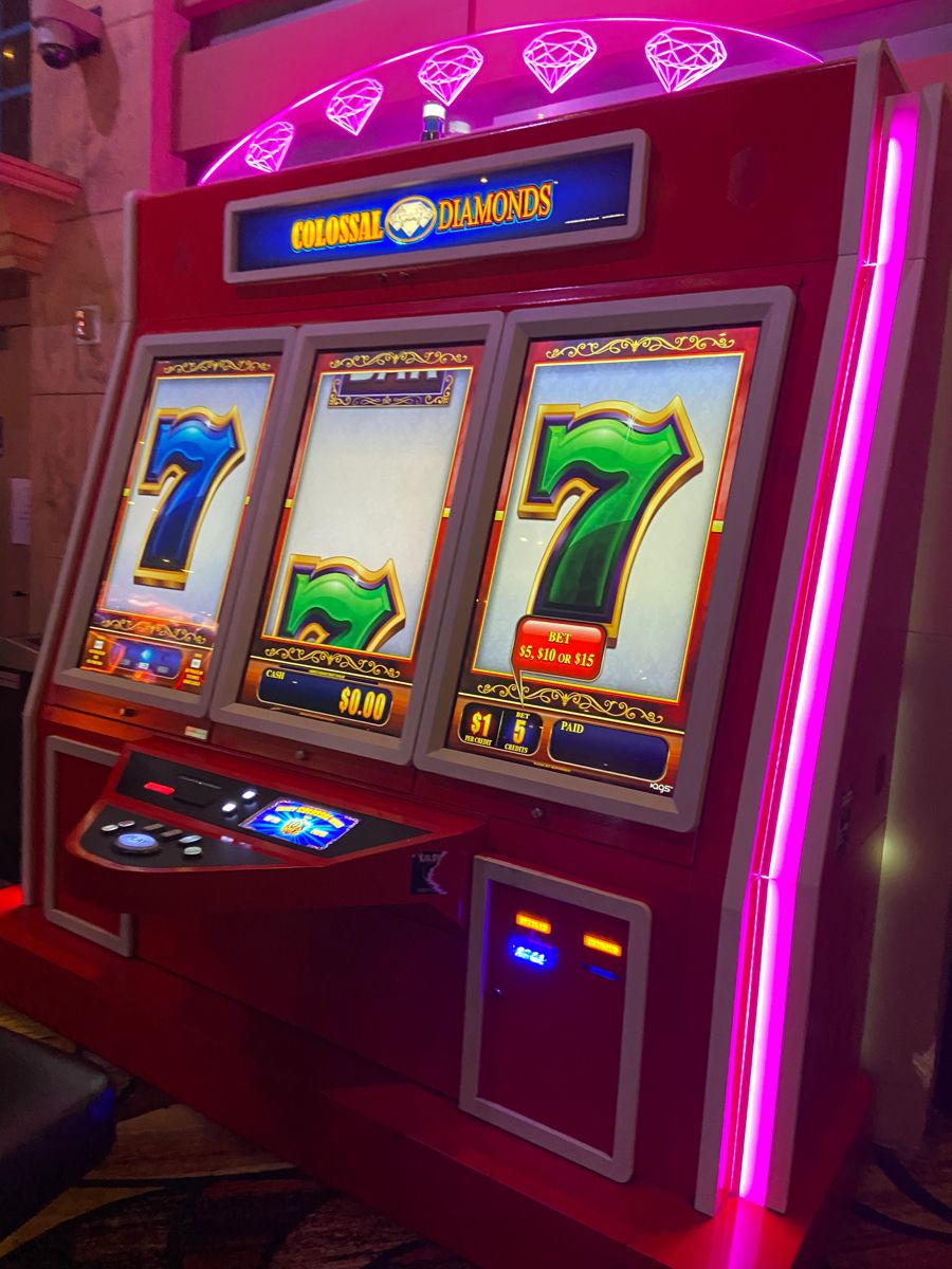 NeptunePlay کیسینو میں سلاٹ کھیلنا شروع کریں۔